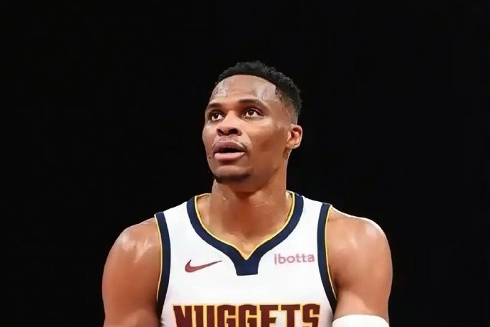 威少有望加盟勇士:重塑金州后场,冲击冠军新希望 威少有望加盟勇士:重塑金州后场,冲击冠军新希望